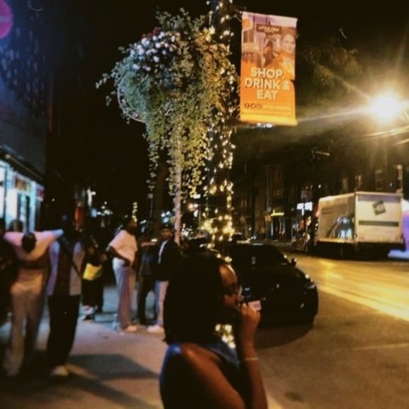 Meet your Posher, Nadja - Picture 1 of 1